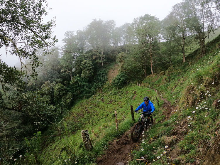 Mountain bike tours in Manizales, Colombia