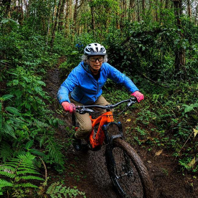 Epic Andes premium mountain bike tour in Colombia